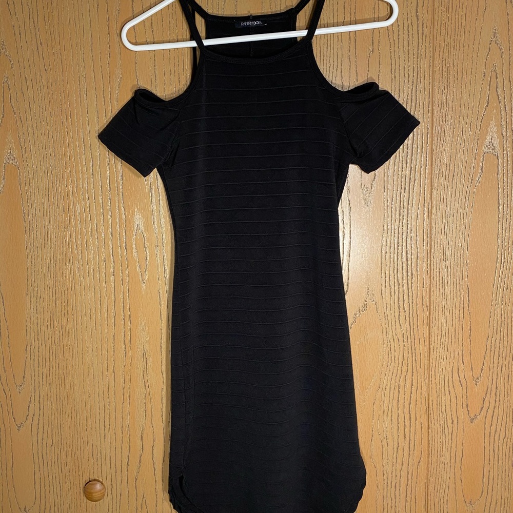 Simple Off The Shoulder Halter Dress